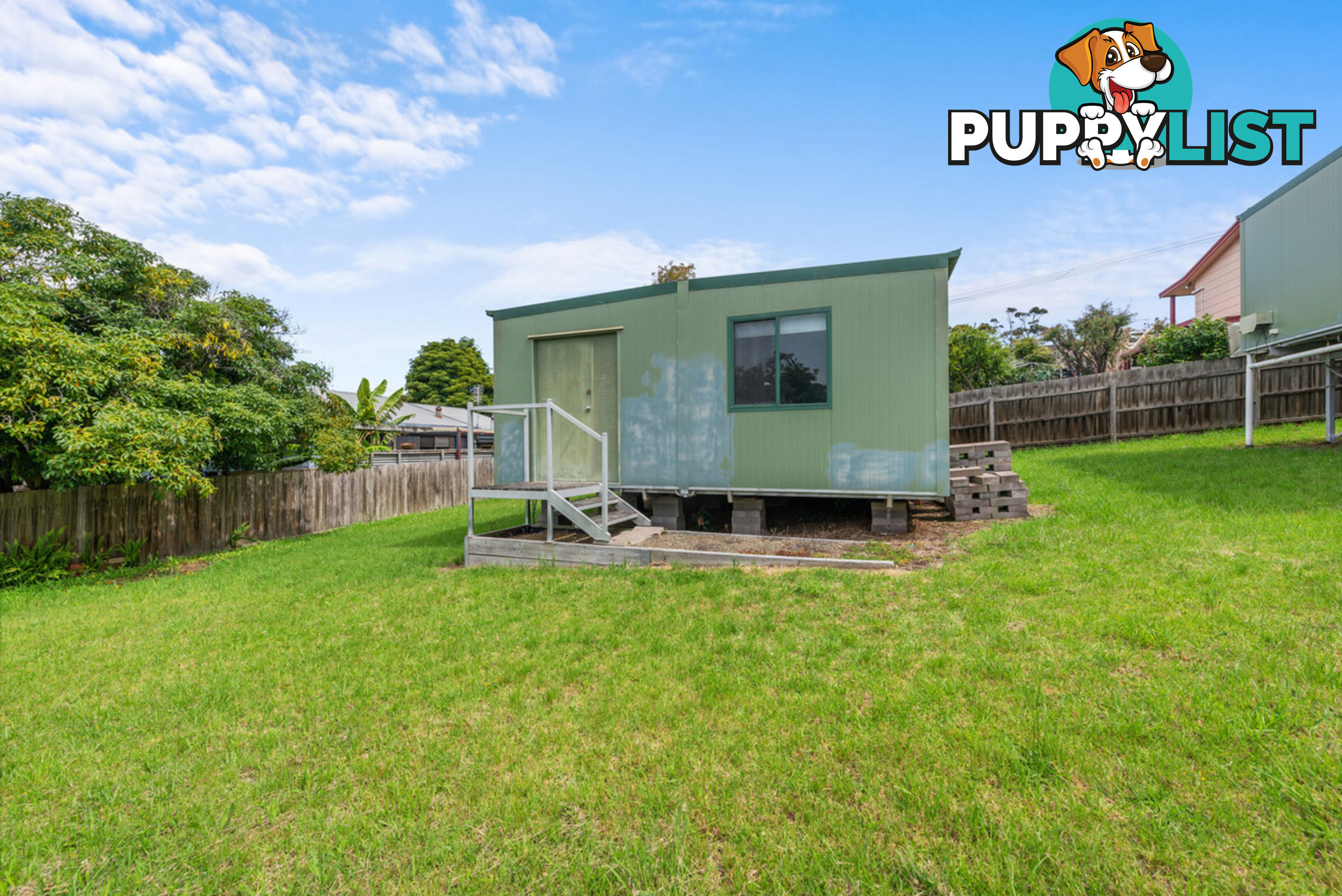 68 Ocean View Parade LAKES ENTRANCE VIC 3909