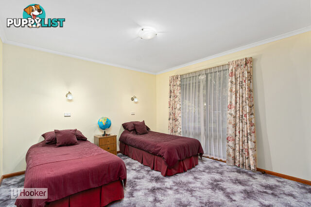 12 Fell Place METUNG VIC 3904