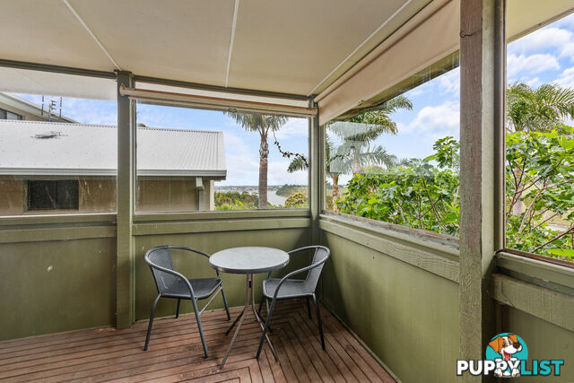 5 Nautilus Way LAKES ENTRANCE VIC 3909