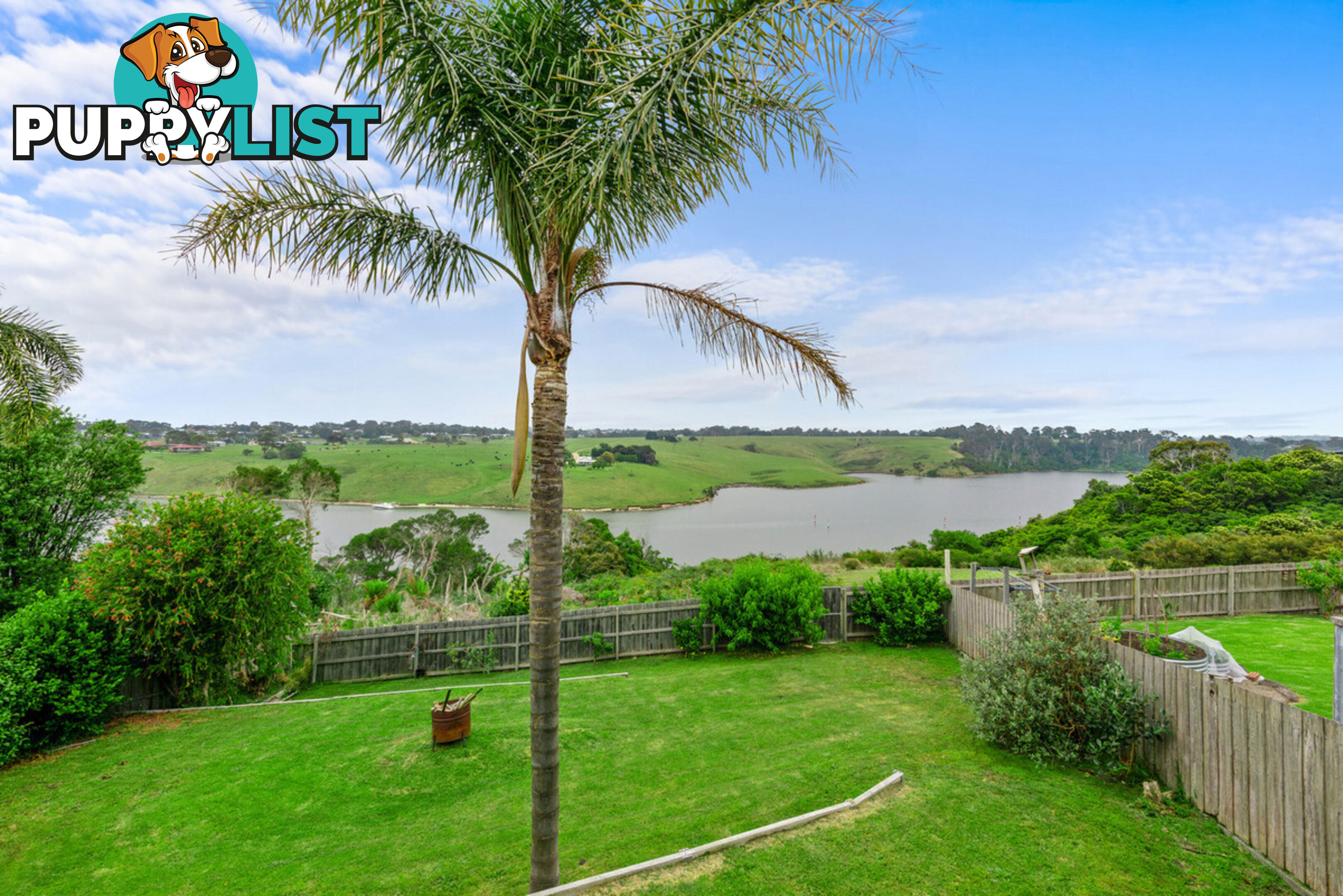 5 Nautilus Way LAKES ENTRANCE VIC 3909