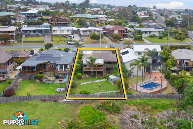 5 Nautilus Way LAKES ENTRANCE VIC 3909