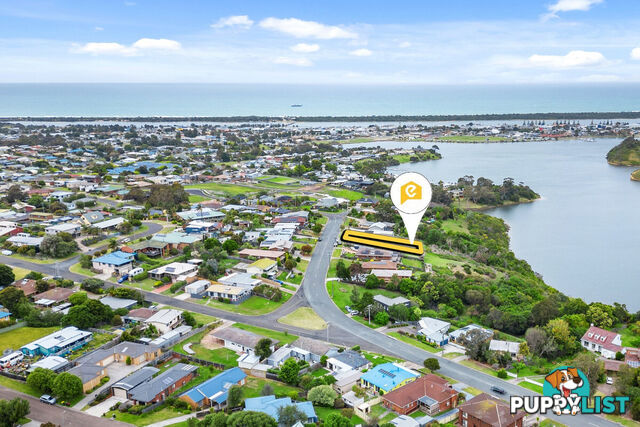 5 Nautilus Way LAKES ENTRANCE VIC 3909