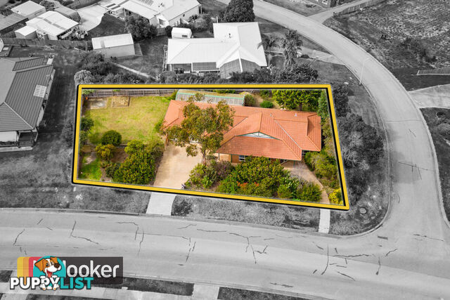 1 Morkham Court LAKES ENTRANCE VIC 3909