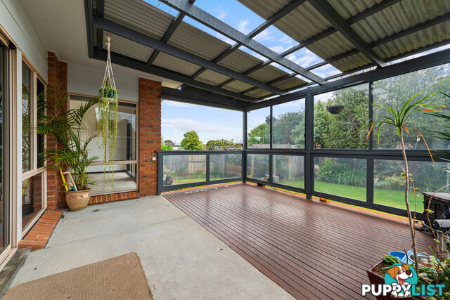 23 Periwinkle Drive LAKES ENTRANCE VIC 3909