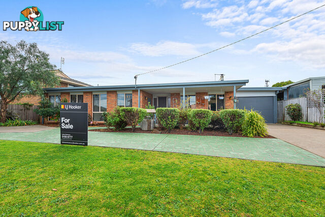 23 Periwinkle Drive LAKES ENTRANCE VIC 3909