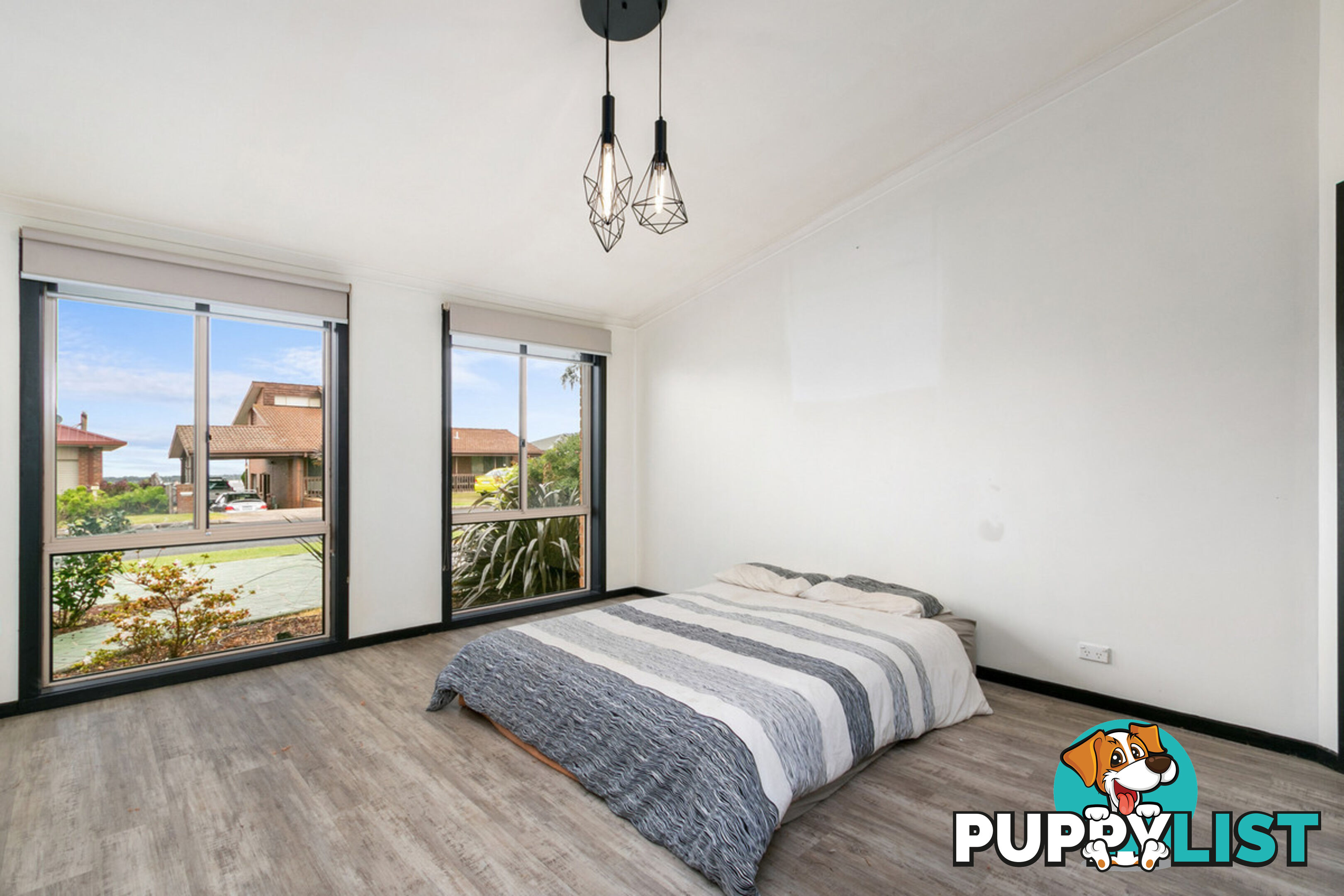 23 Periwinkle Drive LAKES ENTRANCE VIC 3909