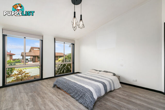 23 Periwinkle Drive LAKES ENTRANCE VIC 3909