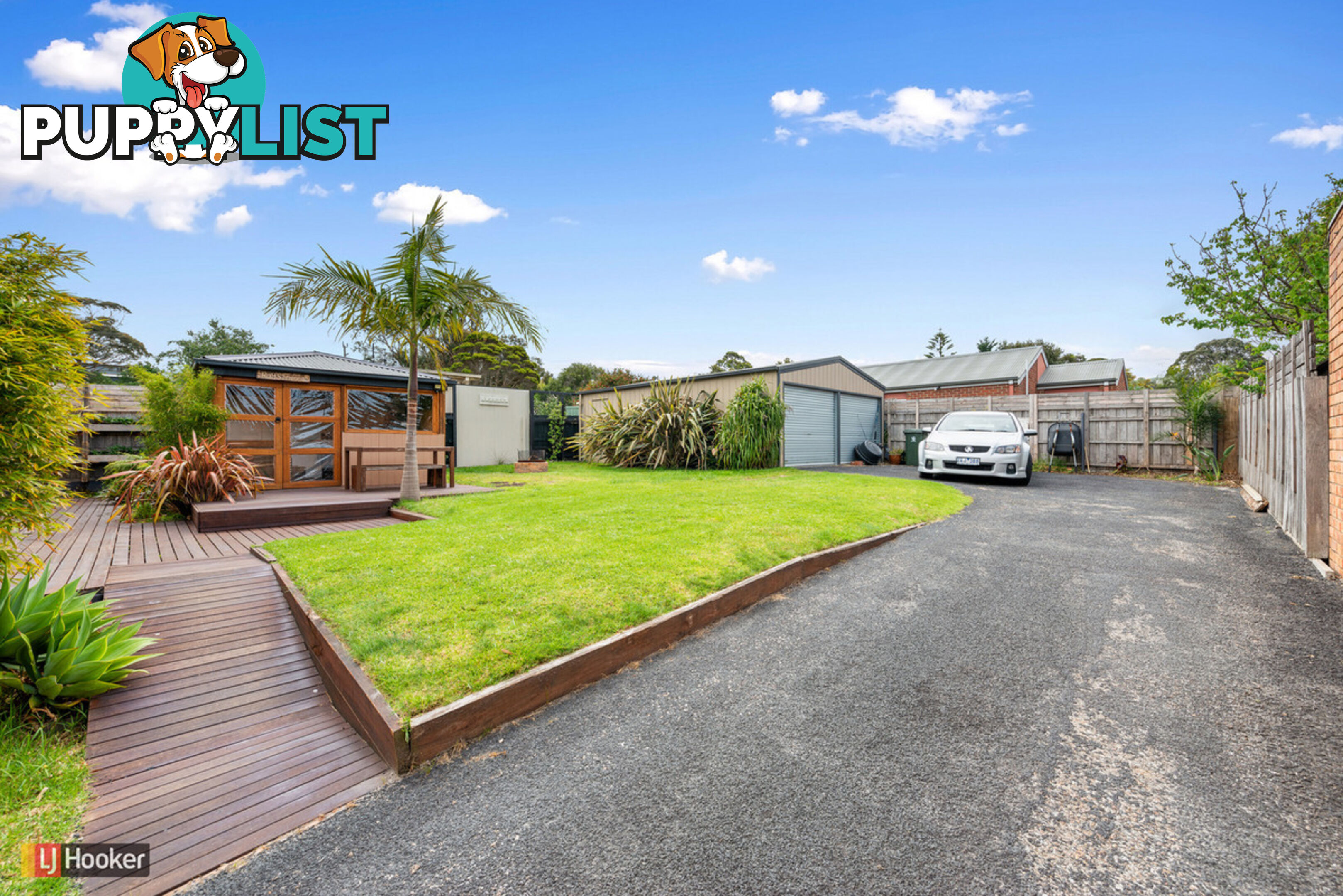 5 Coates Road LAKES ENTRANCE VIC 3909