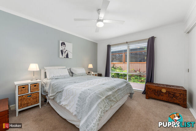 5 Coates Road LAKES ENTRANCE VIC 3909