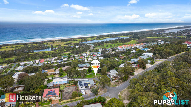 31 McRae Street LAKES ENTRANCE VIC 3909