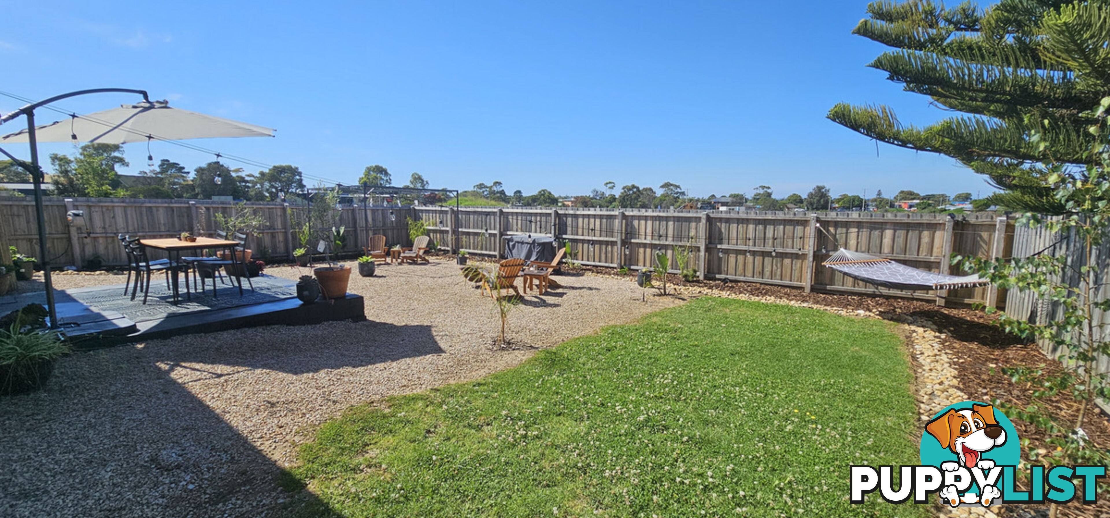 18 Golf Links Road LAKES ENTRANCE VIC 3909