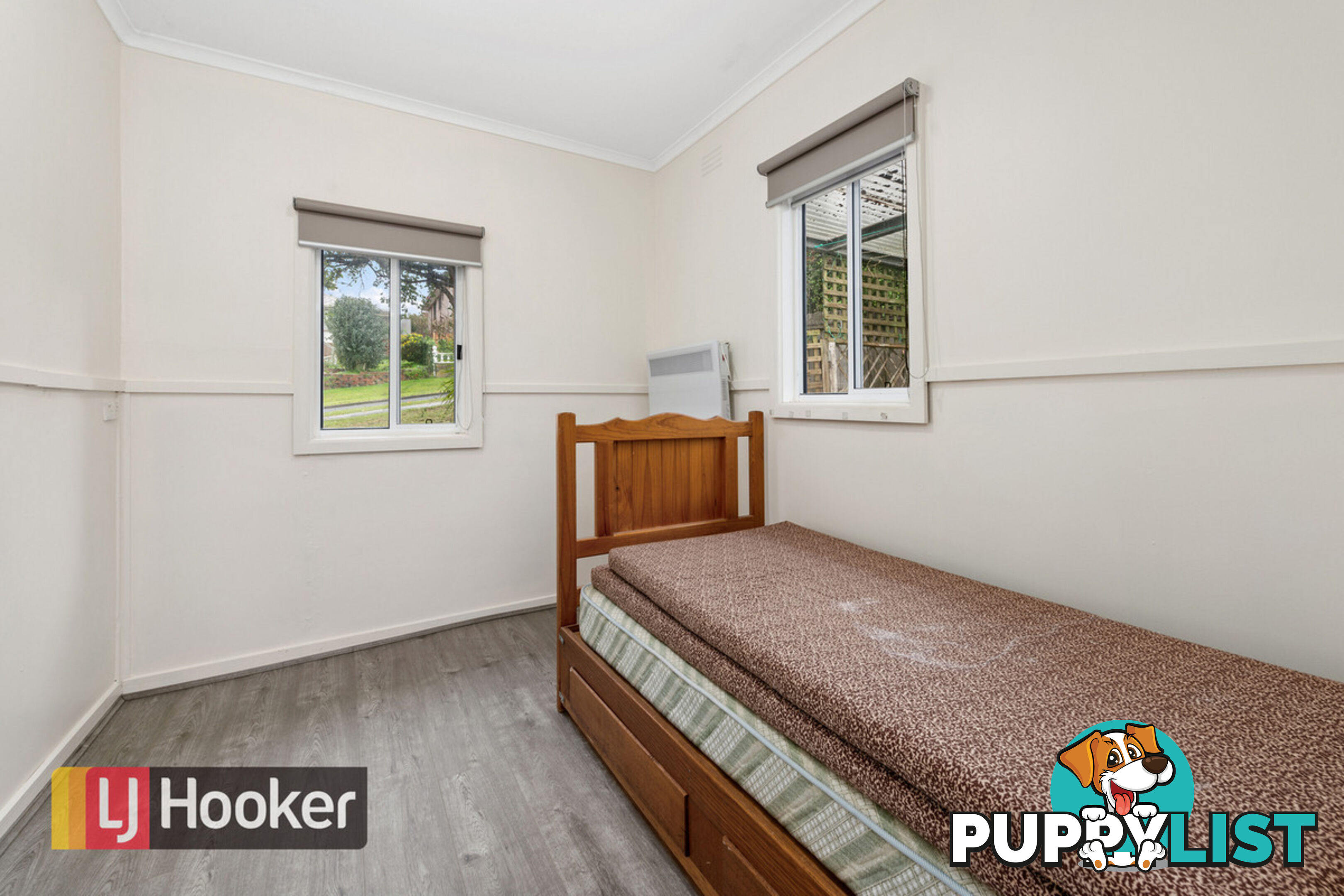 8 Sudings Road LAKES ENTRANCE VIC 3909