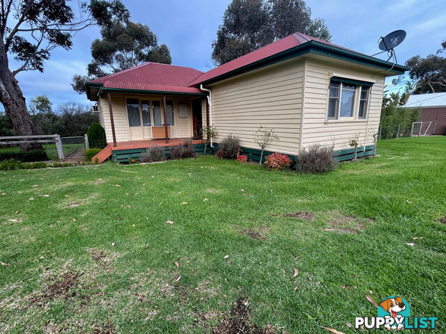 15 Peter Road METUNG VIC 3904