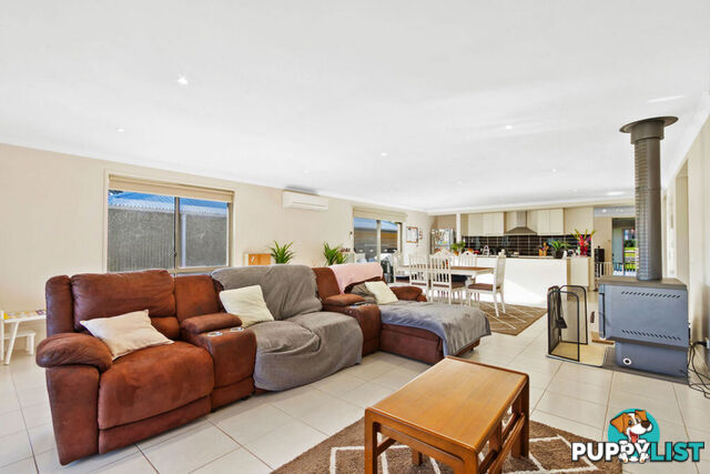 6 Plateau Avenue METUNG VIC 3904