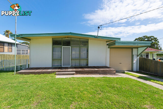 16 Robin Street LAKES ENTRANCE VIC 3909