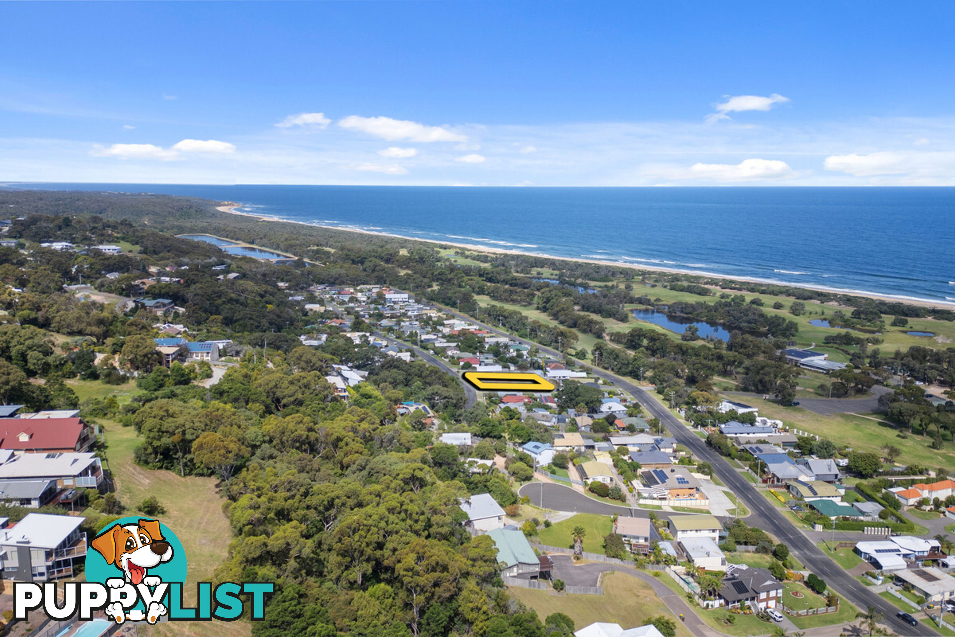 16 Robin Street LAKES ENTRANCE VIC 3909