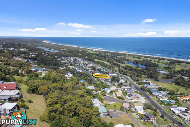 16 Robin Street LAKES ENTRANCE VIC 3909