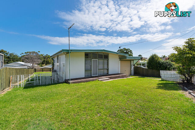 16 Robin Street LAKES ENTRANCE VIC 3909