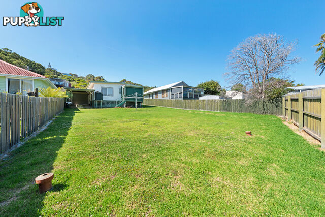 16 Robin Street LAKES ENTRANCE VIC 3909