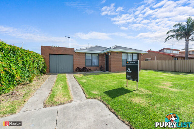 4/28 Rowe Street LAKES ENTRANCE VIC 3909