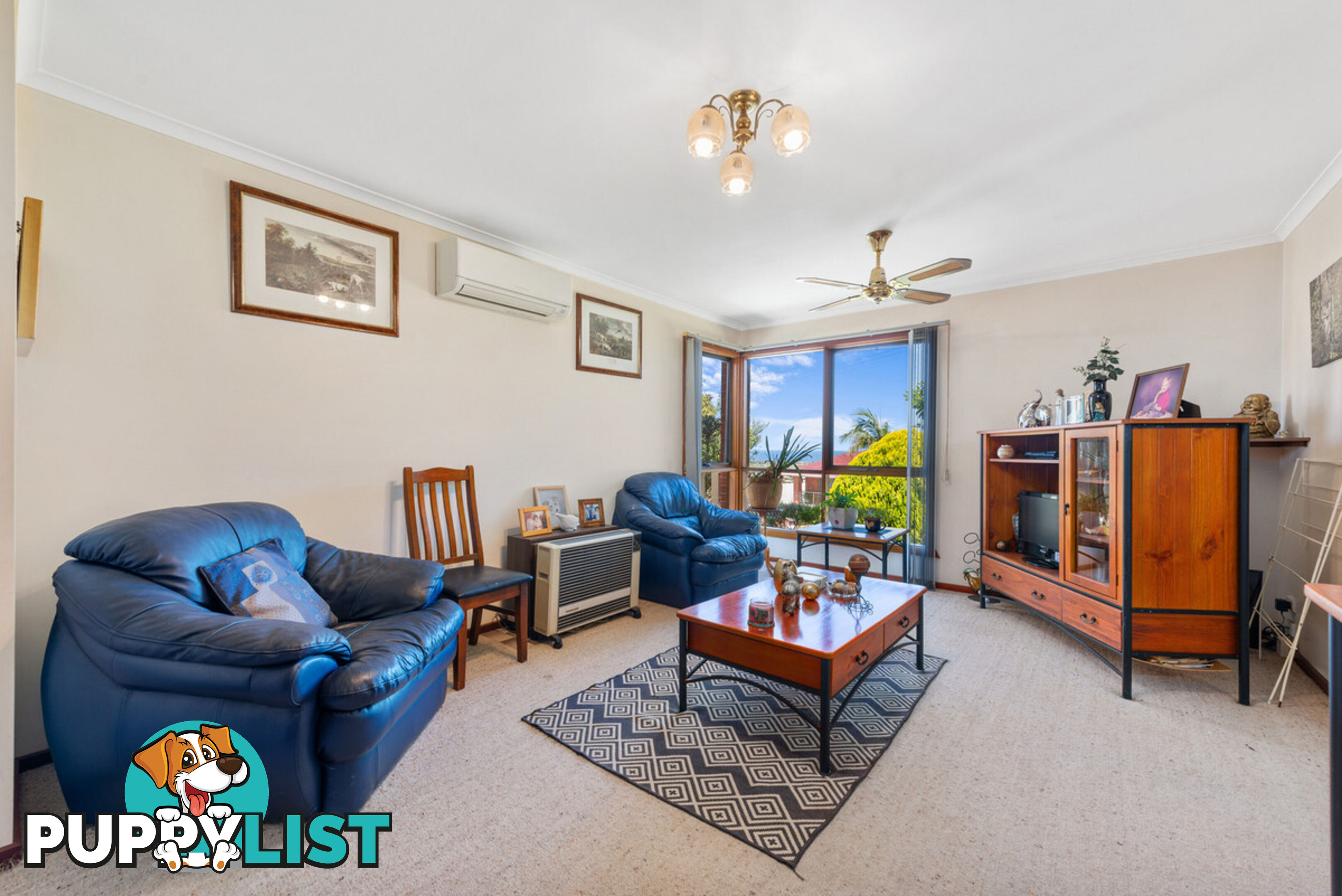 10 Hardie Street LAKES ENTRANCE VIC 3909