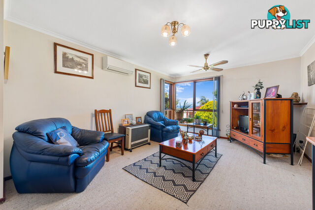 10 Hardie Street LAKES ENTRANCE VIC 3909