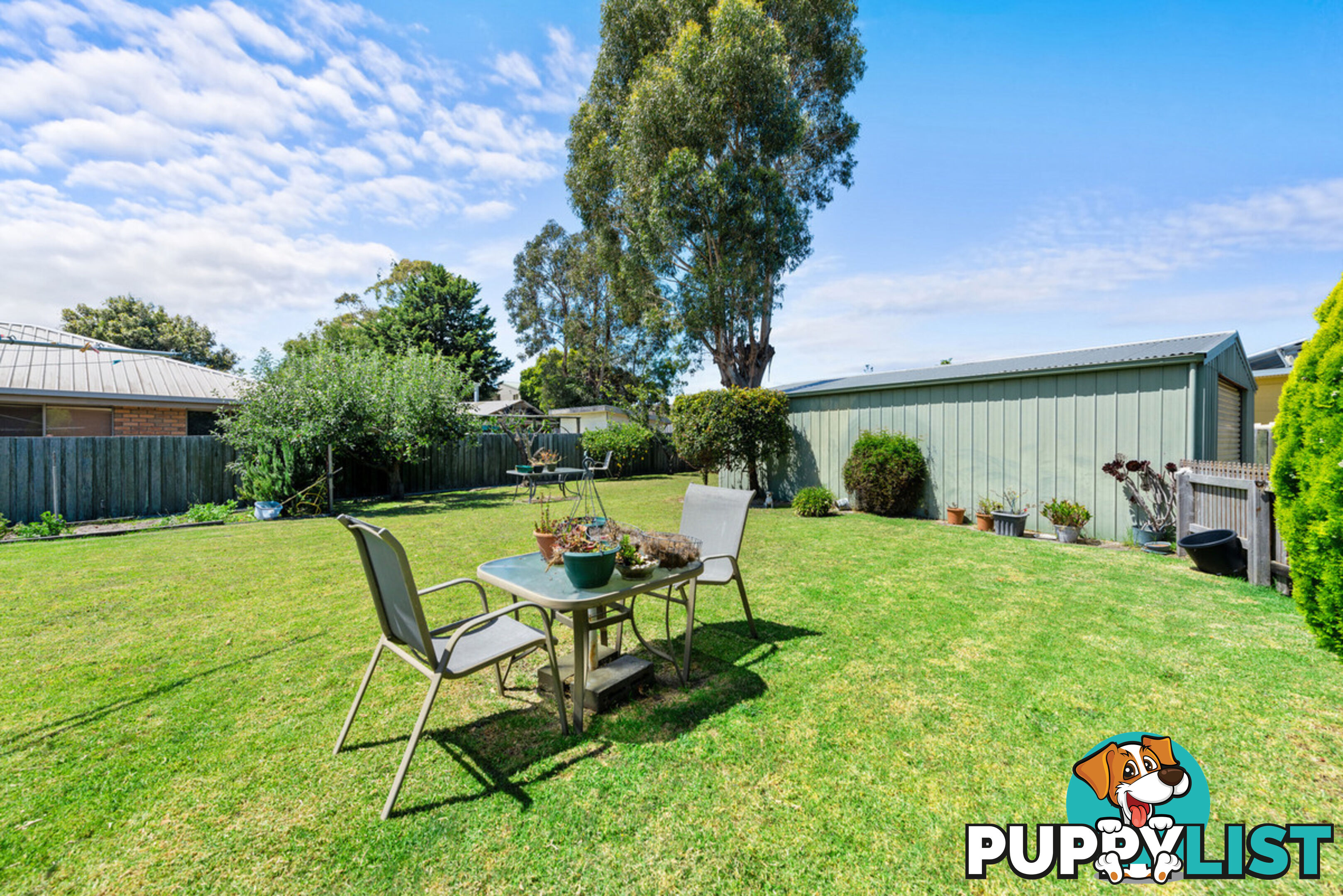 10 Hardie Street LAKES ENTRANCE VIC 3909