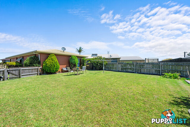 10 Hardie Street LAKES ENTRANCE VIC 3909