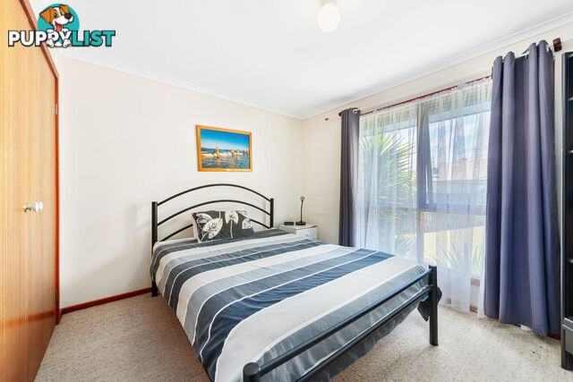 10 Hardie Street LAKES ENTRANCE VIC 3909