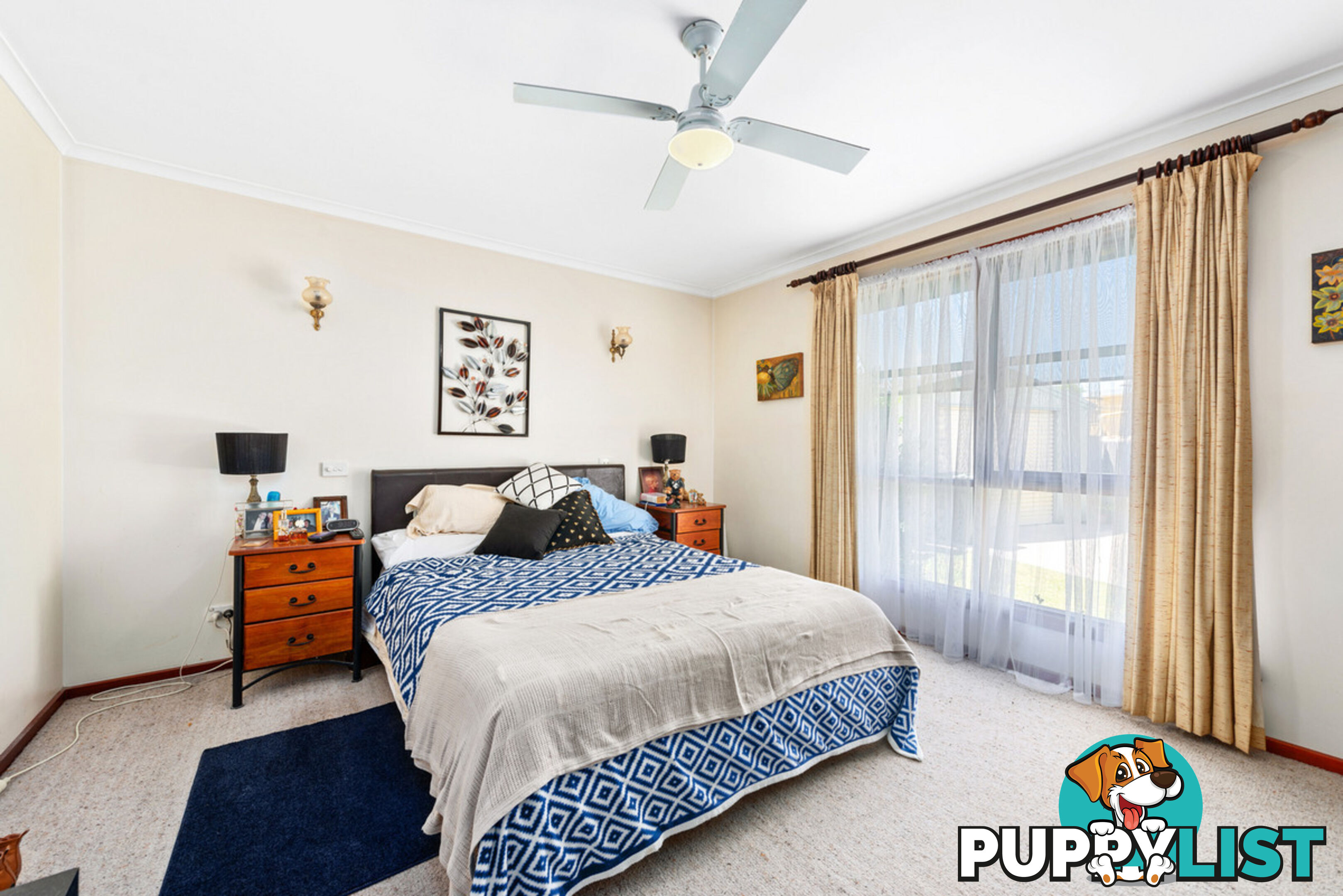 10 Hardie Street LAKES ENTRANCE VIC 3909