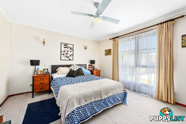 10 Hardie Street LAKES ENTRANCE VIC 3909