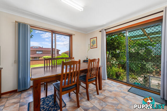 10 Hardie Street LAKES ENTRANCE VIC 3909