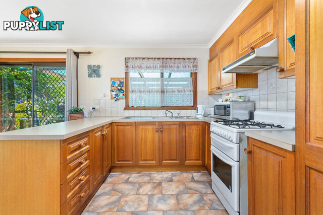 10 Hardie Street LAKES ENTRANCE VIC 3909