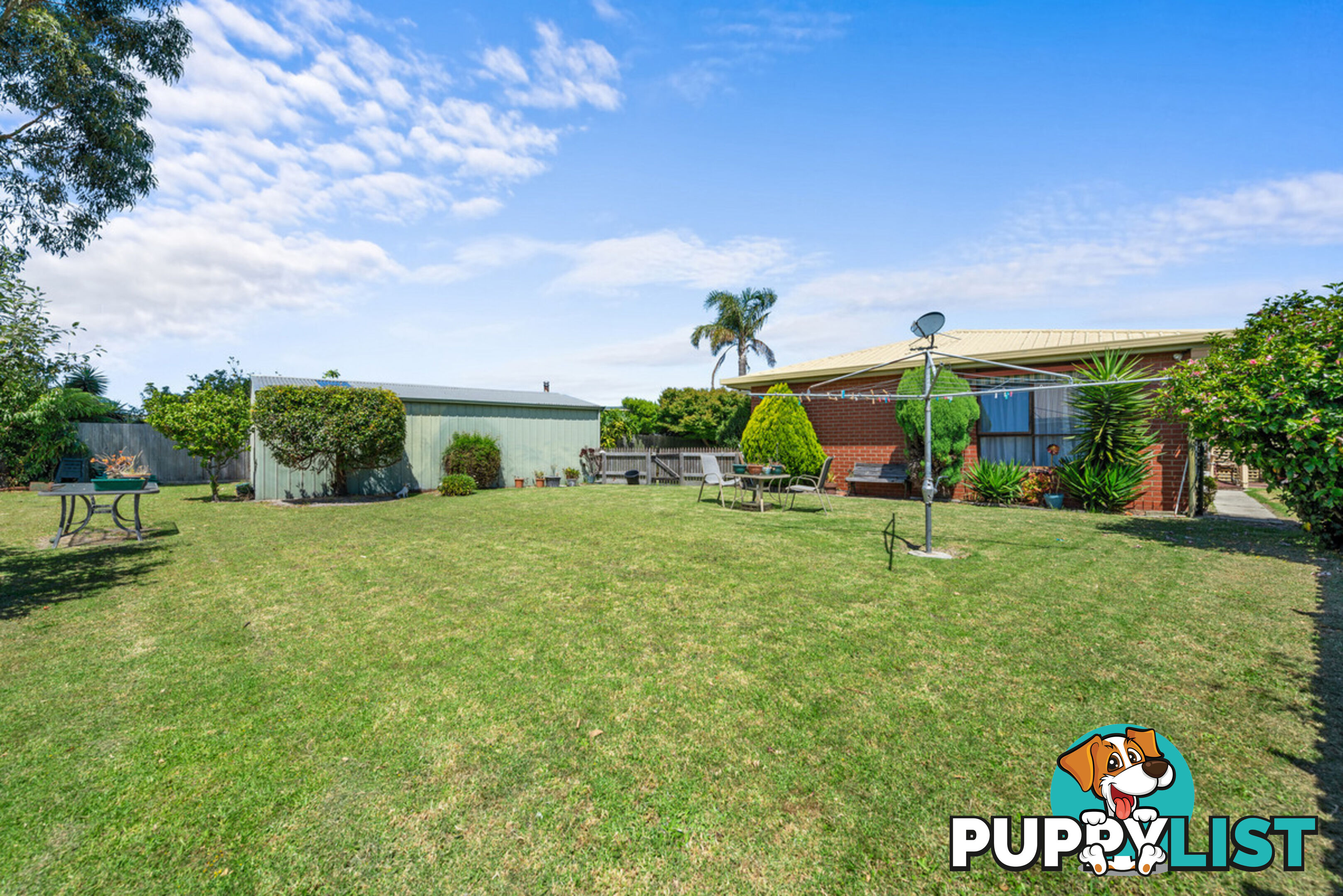 10 Hardie Street LAKES ENTRANCE VIC 3909