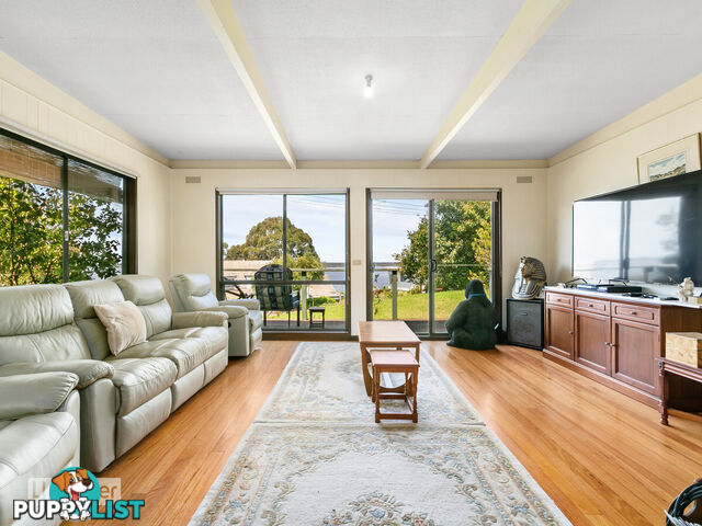 5 Lake Grove METUNG VIC 3904