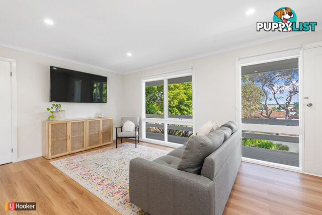 3 Uplands Avenue LAKES ENTRANCE VIC 3909