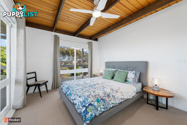 3 Uplands Avenue LAKES ENTRANCE VIC 3909