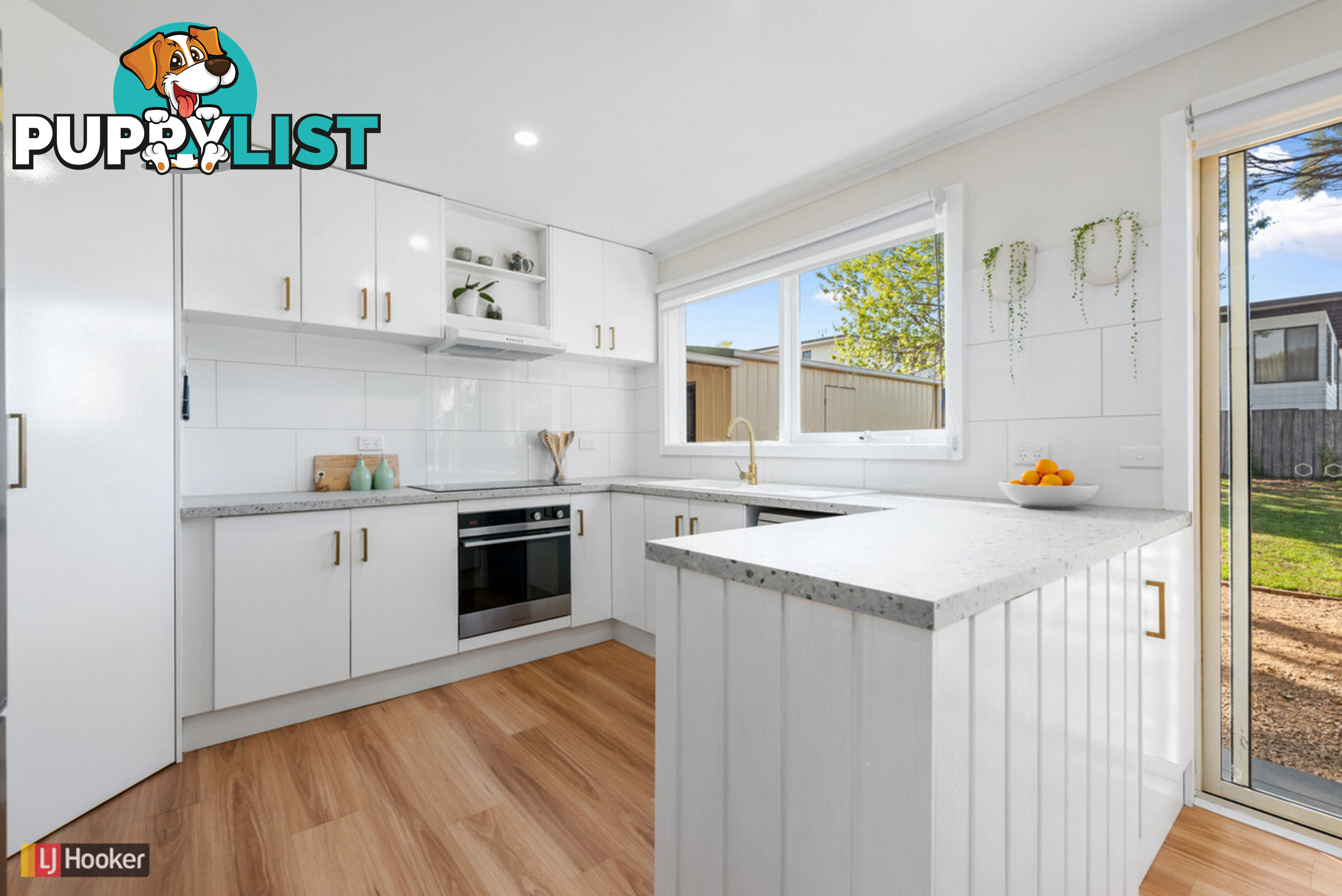 3 Uplands Avenue LAKES ENTRANCE VIC 3909