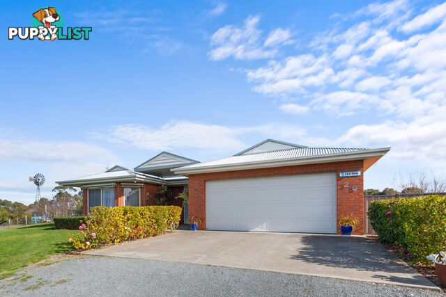 25 Tranquil Court LAKES ENTRANCE VIC 3909