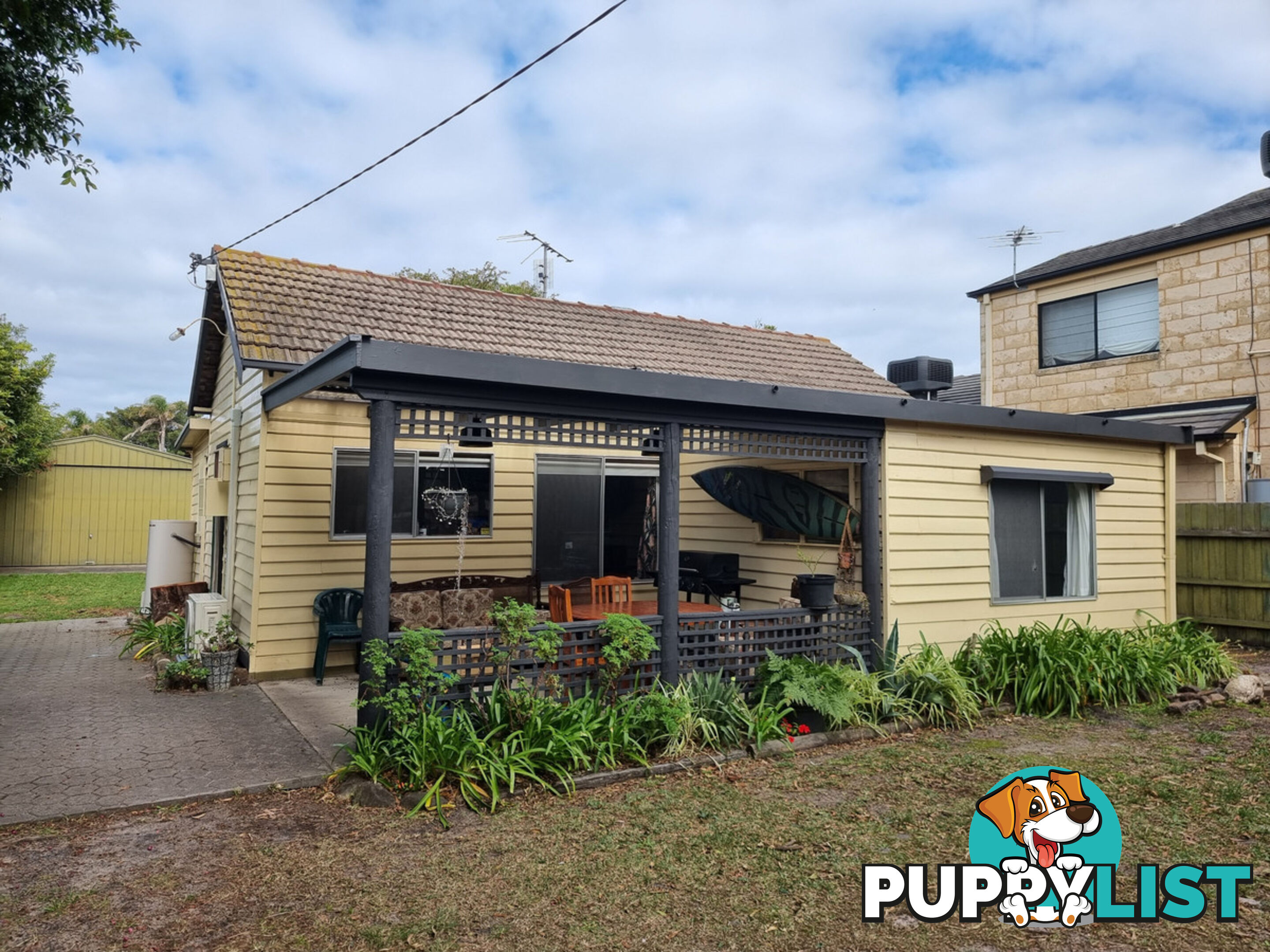 68 Roadknight Street LAKES ENTRANCE VIC 3909