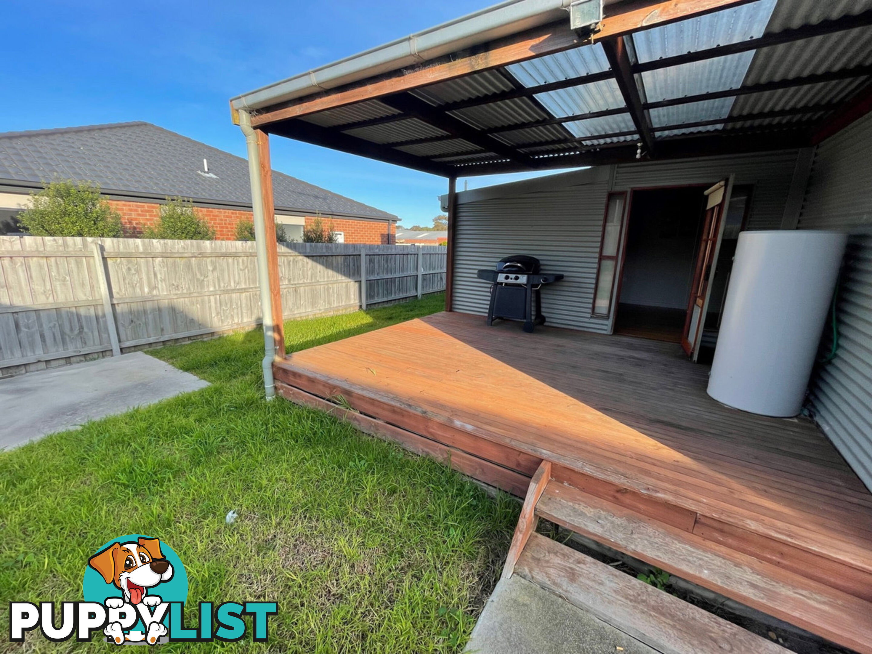 1/12 Bills Street LAKES ENTRANCE VIC 3909