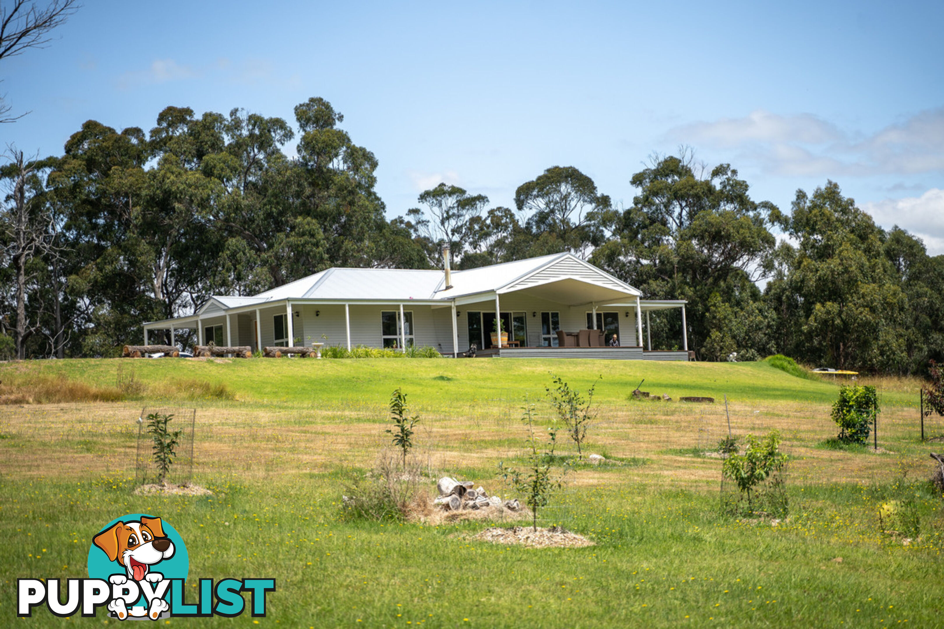 190 Baades Road LAKES ENTRANCE VIC 3909