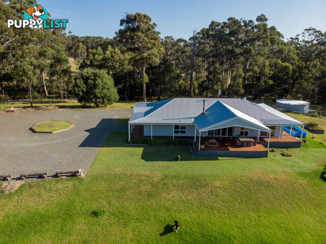 190 Baades Road LAKES ENTRANCE VIC 3909