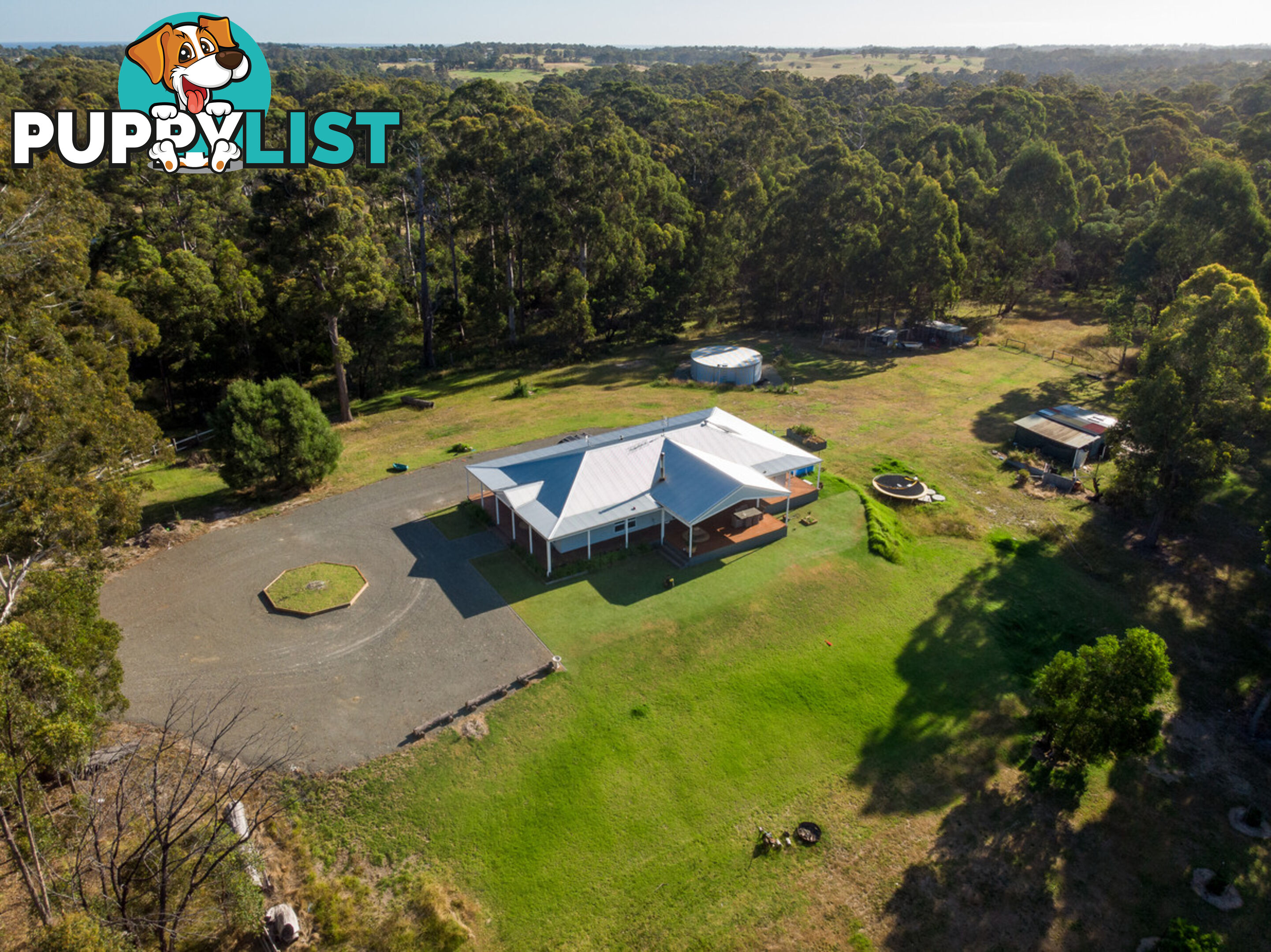 190 Baades Road LAKES ENTRANCE VIC 3909