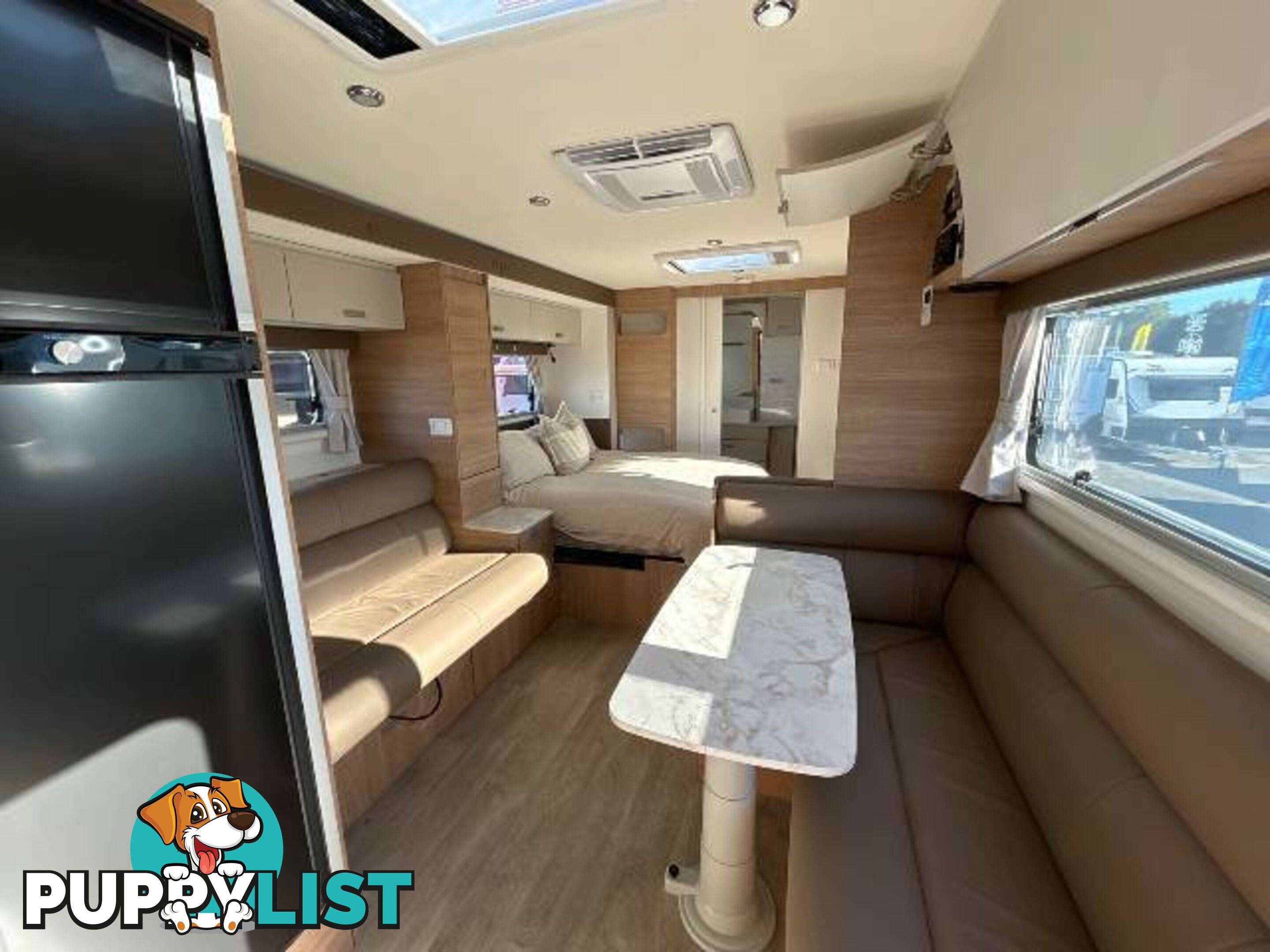 2025  JAYCO SILVERLINE  21.65-4.OB.SL-MY25 CARAVAN