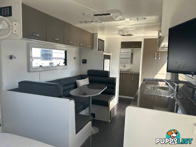 2019  LEADER CARAVANS SILVER  21.65-7 CARAVAN