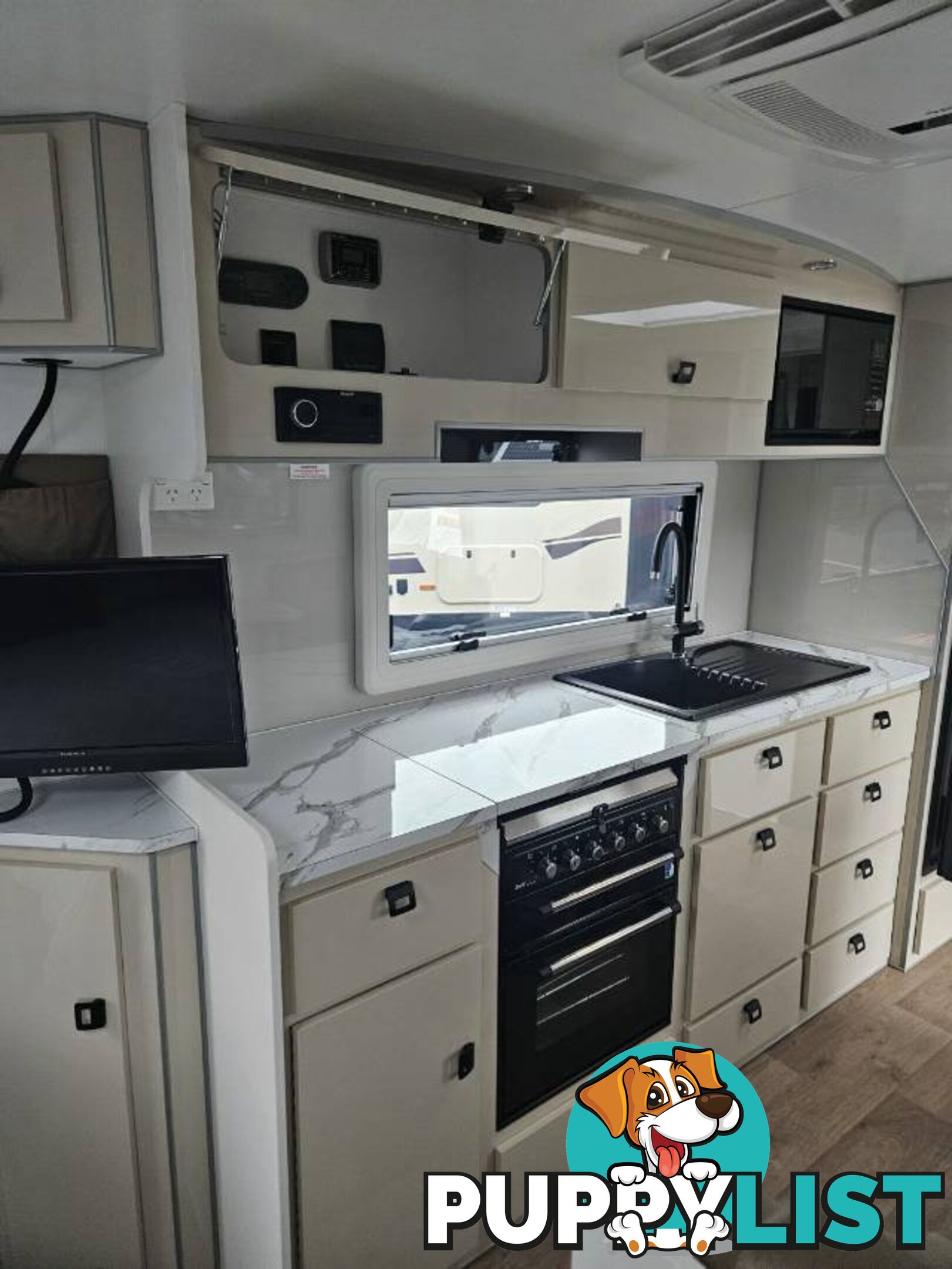 2022  JB CARAVANS JB DIRT ROAD XTREME  19'6 CARAVAN
