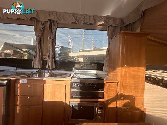 2010  JAYCO SWAN  TOURING CAMPER TRAILER