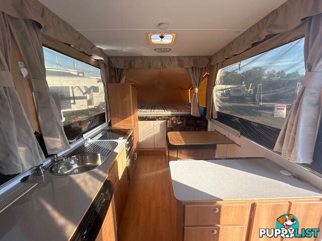 2010  JAYCO SWAN  TOURING CAMPER TRAILER