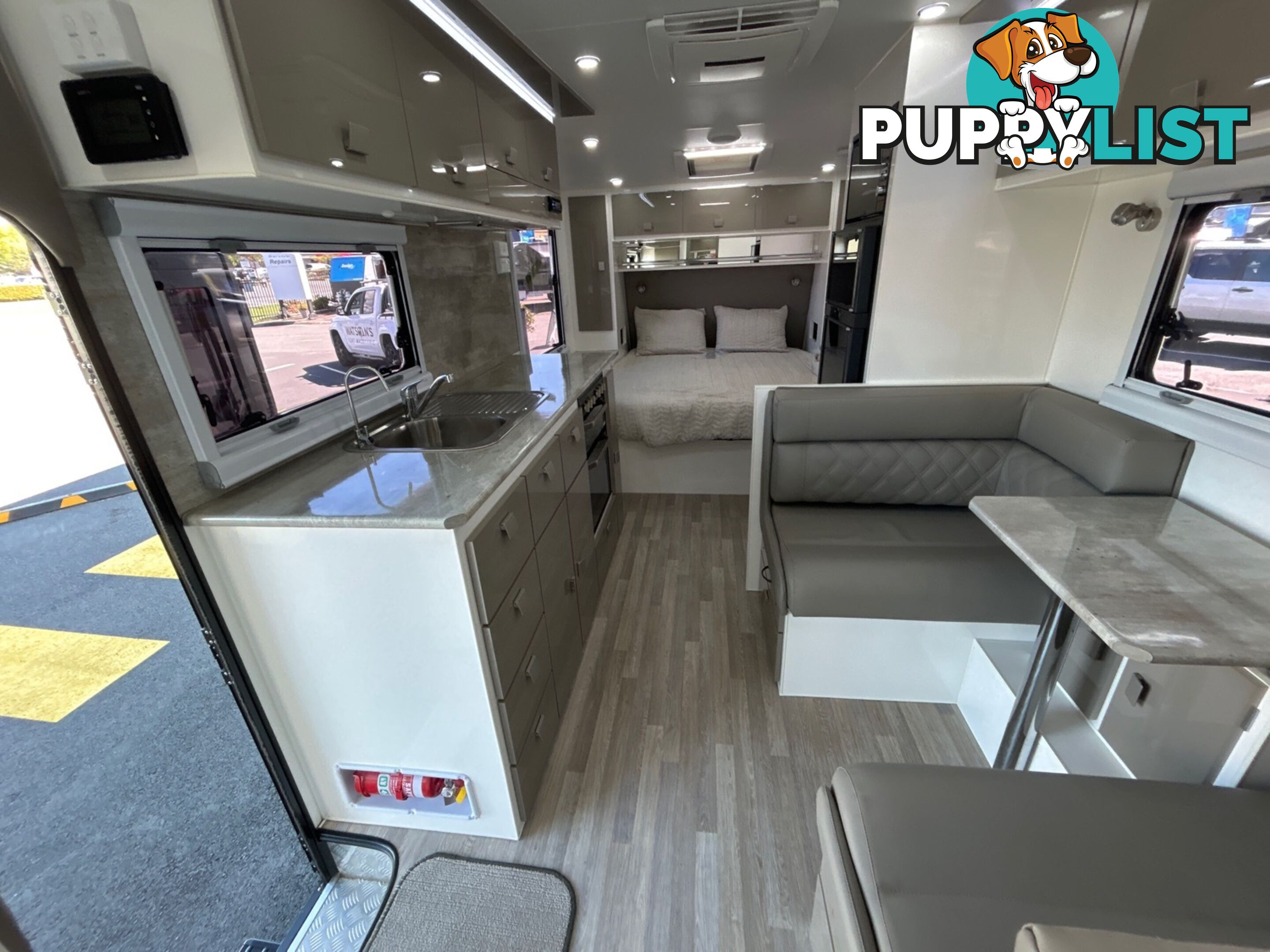 2021  ESSENTIAL SIGNATURE CRUISER  19.61-2 CARAVAN